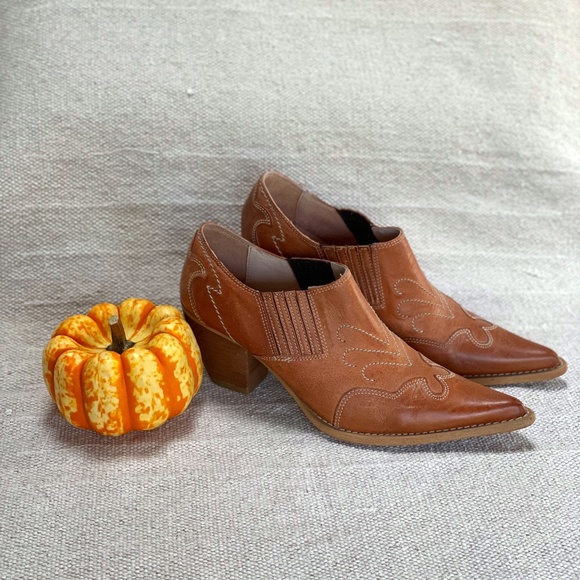 Cowgirl Booties size 37 - Picture 1 of 7